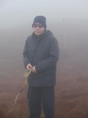 Edward 2E0NSR setting up his dipole