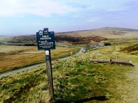 Footpath down to Peak View Tearooms