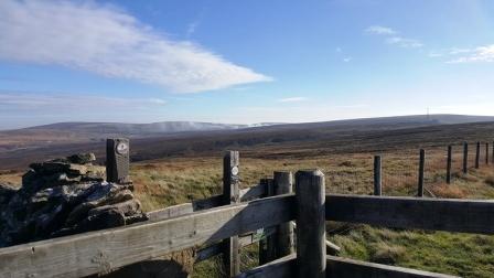 Kissing gate ahead of the final ascent