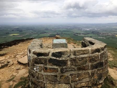 Viewpoint at the end of the ridge