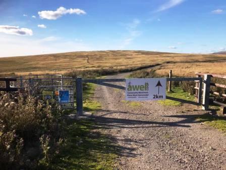 Start of path to Mynydd Uchaf