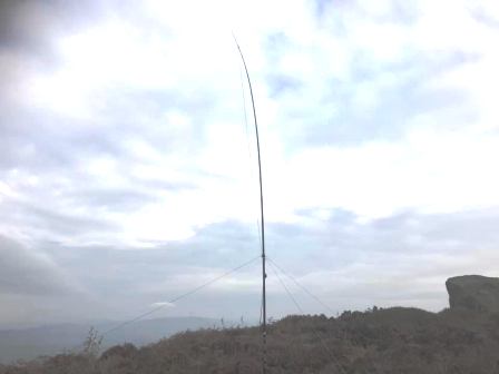 A little break on the summit for some ham radio!