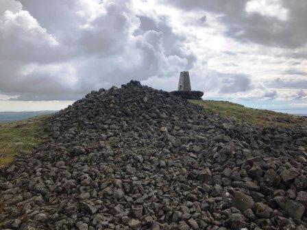 Summit of West Lomond