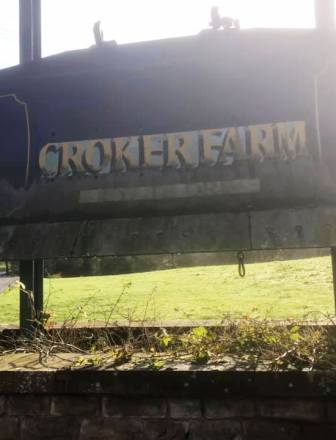 Entrance to Croker Farm
