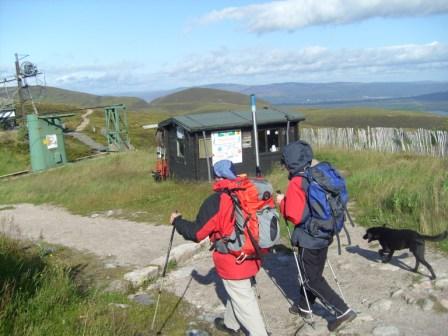 Barry & Jimmy (& Tommy) commencing the walk