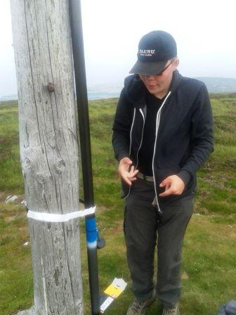 Ed with his mast strapped to a convenient post