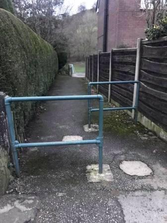 Ginnel down to the recreation ground