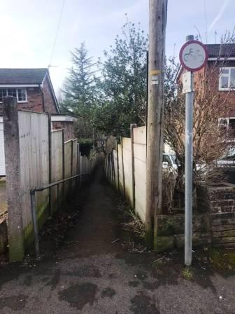 Ginnel from Sycamore Crescent to Amberley Road