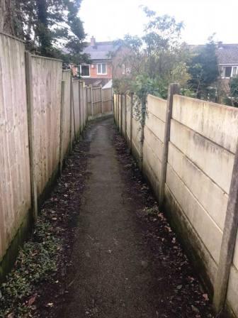 Ginnel from Sycamore Crescent to Amberley Road