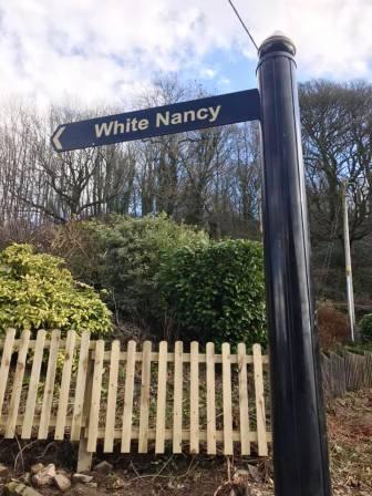 White Nancy signpost, Kerridge