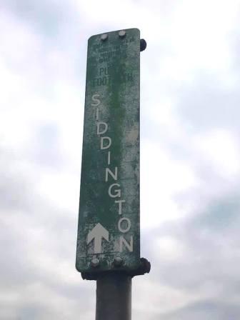 Siddington footpath sign