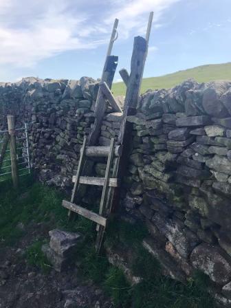 Second wall crossing above Stoneheads