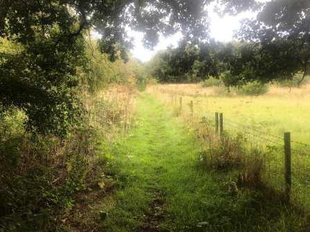 Footpath between Stubby Lane and Chelford Quarry Lakes