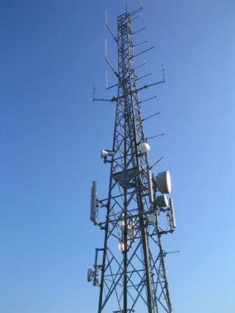 Mast on Linton Hill summit