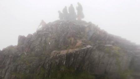 Snowdon summit very busy even in poor weather