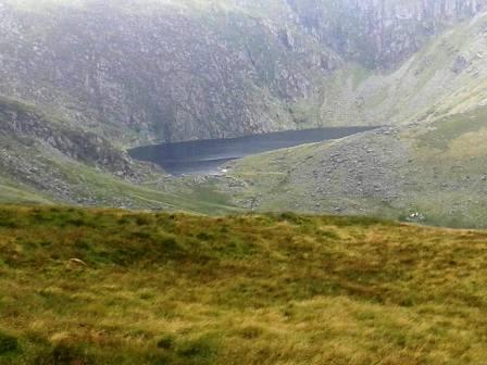 A llyn on the way up