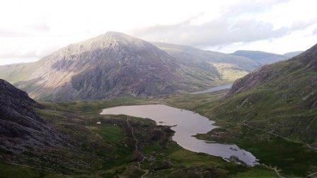 Great shot of Carnedd Llewelyn by Jimmy