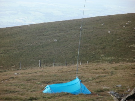 20m antenna by the tent