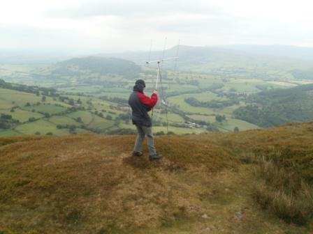Jimmy setting up the beam on Tor y Foel