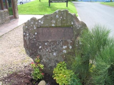 Older sign at entrance to Teggs Nose Country Park