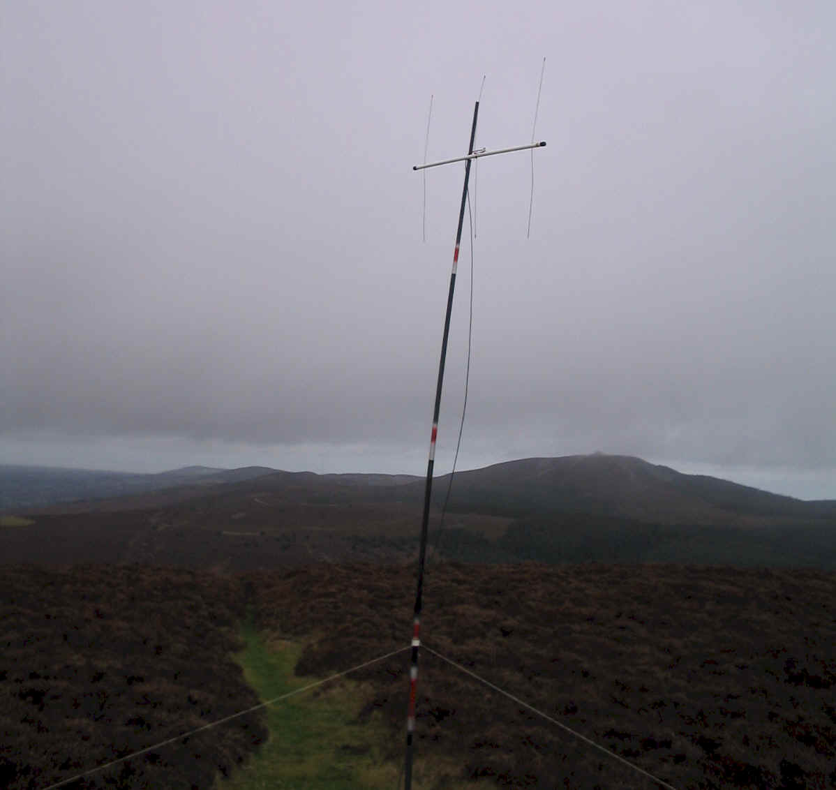SOTA Beam on NW-051; just to the right of the pole is the summit of NW-044, in the cloud