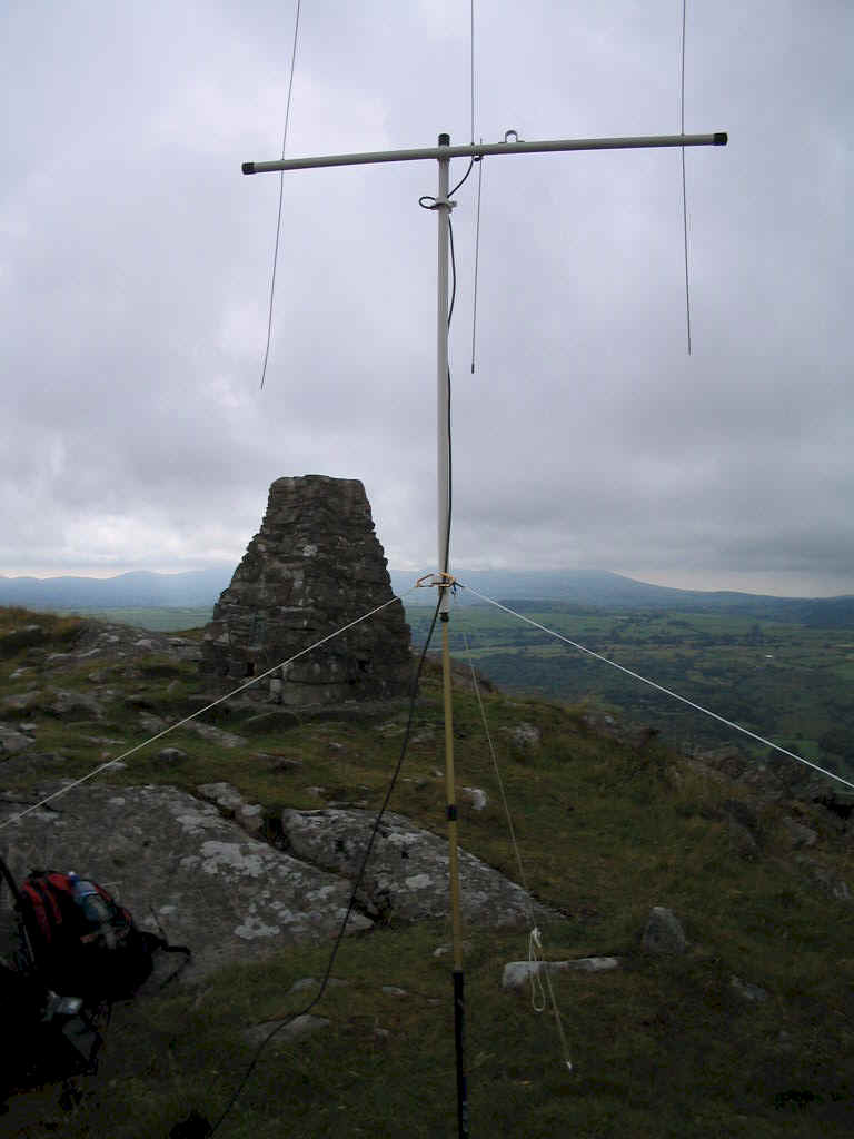 The SOTA Beam and WASP on the summit of Moel-y-Gest NW-067