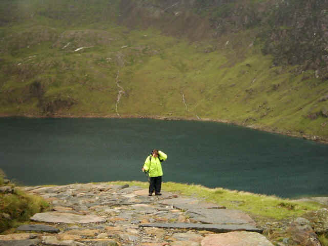 Jimmy trudges up the Watkin Path!